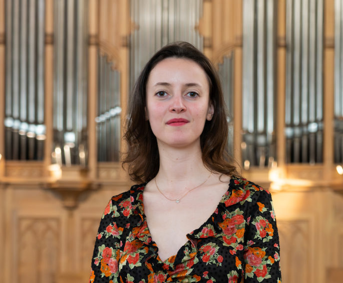 Lucile Dollat présente un récital d'orgue au Festival de Royaumont 2024